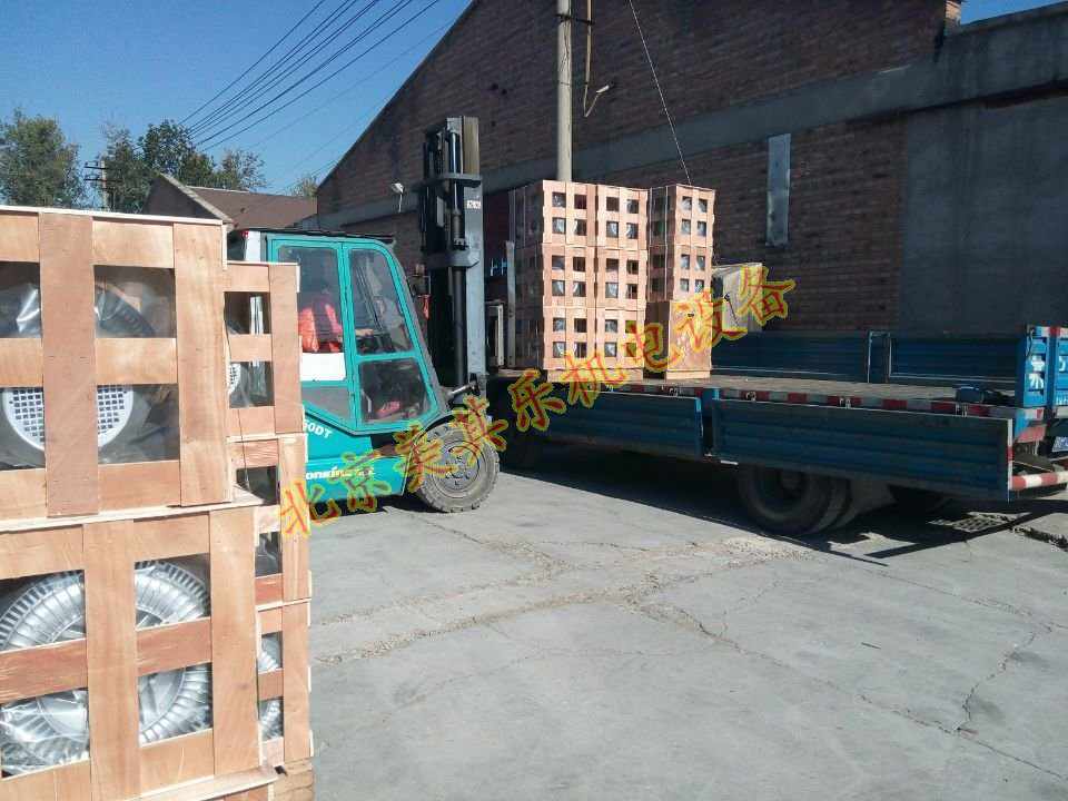 720雙葉輪高壓風(fēng)機(jī)5.5kw發(fā)貨現(xiàn)場(chǎng)